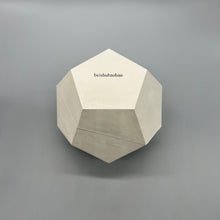 Load image into Gallery viewer, beishubaobao Alabaster,Hand made Alabaster with twelve sides and five corners (6.7 inches)
