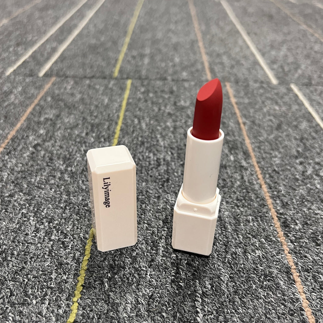 Lilyimage Lipsticks,Super Lustrous Lipstick, High Impact Lipcolor with Moisturizing Creamy Formula, Infused with Vitamin E and Avocado Oil in Red / Coral Pearl, Lipstick - vibrant color + high shine finish
