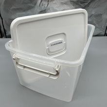 Load image into Gallery viewer, STARGRABER Plastic bins,Plastic Storage Bin Tote Organizing Container with Durable Lid and Secure Latching Buckles, Stackable and Nestable.
